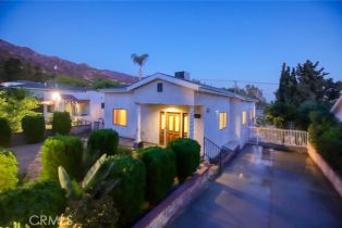 Single Family Residence, 1074 Santa Anita ave, Burbank, CA 91501 - 2