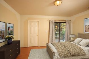 Single Family Residence, 1074 Santa Anita ave, Burbank, CA 91501 - 24