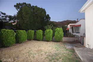 Single Family Residence, 1074 Santa Anita ave, Burbank, CA 91501 - 5