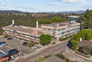 Condominium, 2345 Roscomare rd, Bel Air, CA 90077 - 5