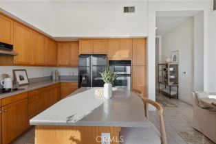 Condominium, 150 San Fernando blvd, Burbank, CA 91502 - 11