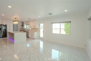 Single Family Residence, 122 Parish pl, Burbank, CA 91506 - 13