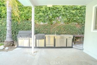 Single Family Residence, 122 Parish pl, Burbank, CA 91506 - 39