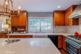 Single Family Residence, 3136 Dona Sofia dr, Studio City, CA 91604 - 11