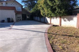 Single Family Residence, 5271 Woodlake ave, Woodland Hills, CA 91367 - 42