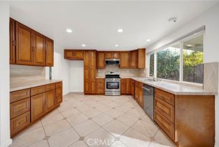 Single Family Residence, 17438 Blackhawk st, Granada Hills, CA 91344 - 15