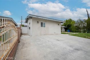 Single Family Residence, 9649 Oso ave, Chatsworth, CA 91311 - 3