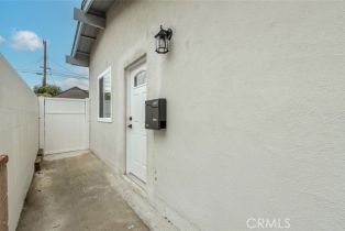 Single Family Residence, 9649 Oso ave, Chatsworth, CA 91311 - 4