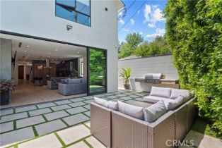 Single Family Residence, 10673 Valleyheart dr, Studio City, CA 91604 - 39