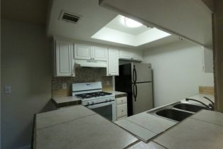 Apartment, 5060 Kester ave, Sherman Oaks, CA 91403 - 17