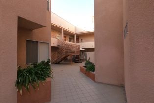 Apartment, 5060 Kester ave, Sherman Oaks, CA 91403 - 4