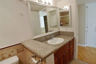 Apartment, 1730 North Gramercy Place, Hollywood , CA 90028 - 17