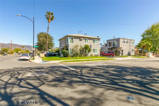 Residential Income, 1138 Parish pl, Burbank, CA 91506 - 1
