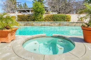 Single Family Residence, 16609 Chatsworth st, Granada Hills, CA 91344 - 14