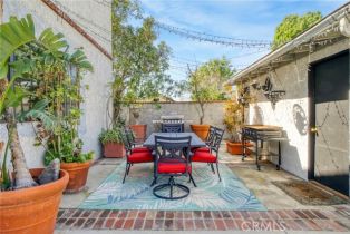 Single Family Residence, 16609 Chatsworth st, Granada Hills, CA 91344 - 18