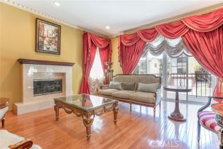 Single Family Residence, 521 Via Montana, Burbank, CA 91501 - 11