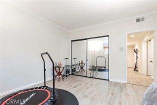 Single Family Residence, 521 Via Montana, Burbank, CA 91501 - 42