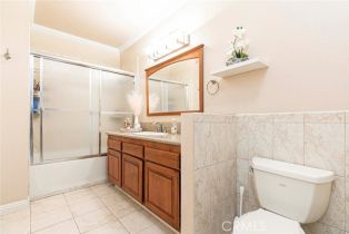 Single Family Residence, 521 Via Montana, Burbank, CA 91501 - 46