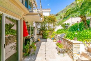 Single Family Residence, 521 Via Montana, Burbank, CA 91501 - 53