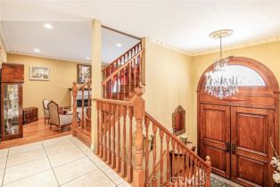 Single Family Residence, 521 Via Montana, Burbank, CA 91501 - 6