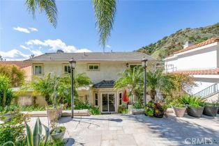 Single Family Residence, 521 Via Montana, Burbank, CA 91501 - 61