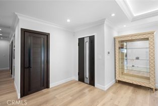 Single Family Residence, 16751 Devonshire st, Granada Hills, CA 91344 - 4