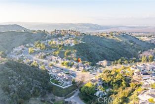 Single Family Residence, 2721 Hidden Hills way, Corona, CA 92882 - 63