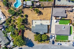 Single Family Residence, 19801 Evelyn st, Corona, CA 92881 - 21