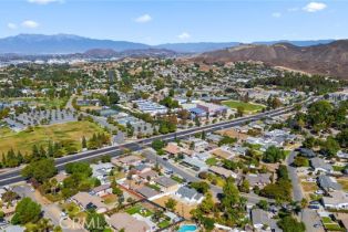 Single Family Residence, 19801 Evelyn st, Corona, CA 92881 - 25