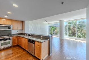 Condominium, 411 Seaside way, Long Beach, CA 90802 - 4