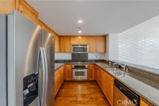 Condominium, 411 Seaside way, Long Beach, CA 90802 - 5