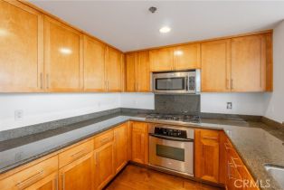 Condominium, 411 Seaside way, Long Beach, CA 90802 - 6