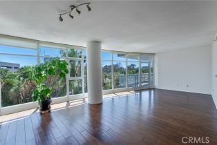 Condominium, 411 Seaside way, Long Beach, CA 90802 - 7