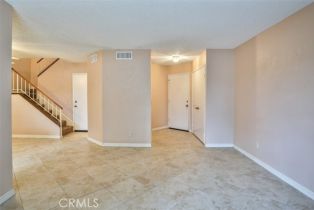 Condominium, 1710 Maxwell ln, Corona, CA 92881 - 5