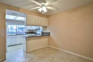 Condominium, 1710 Maxwell ln, Corona, CA 92881 - 7