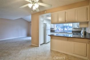 Condominium, 1710 Maxwell ln, Corona, CA 92881 - 8