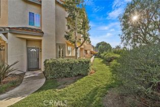 Condominium, 7811 Quinn dr, Anaheim Hills, CA 92808 - 2