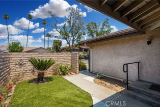 Condominium, 2726 Nectarine ave, Riverside, CA 92506 - 4