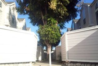 Townhouse, 1751 68th st, Long Beach, CA 90805 - 2