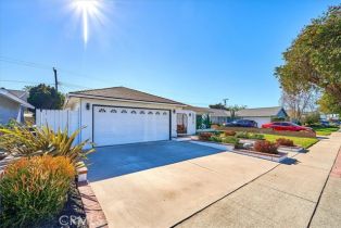 Single Family Residence, 6372 Larchwood dr, Huntington Beach, CA 92647 - 4