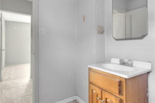 Residential Income, 251 51st st, Long Beach, CA 90805 - 12