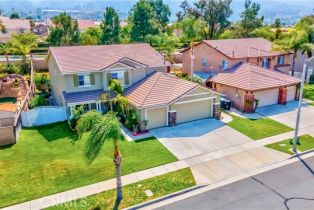 Single Family Residence, 830 Moyano cir, Corona, CA 92882 - 2