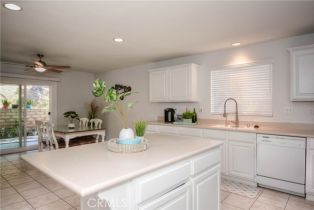 Single Family Residence, 830 Moyano cir, Corona, CA 92882 - 30