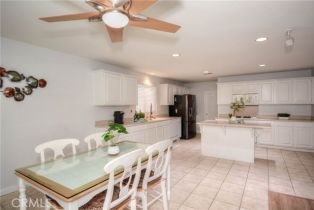 Single Family Residence, 830 Moyano cir, Corona, CA 92882 - 33