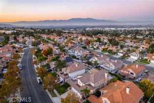 Single Family Residence, 2301 Pepperwood ln, Corona, CA 92882 - 38