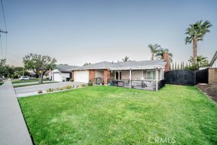 Single Family Residence, 1741 Buena Vista ave, Corona, CA 92882 - 2