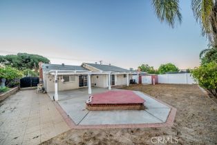 Single Family Residence, 1741 Buena Vista ave, Corona, CA 92882 - 44