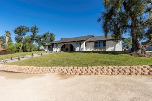 Single Family Residence, 17221 Ranchero rd, Riverside, CA 92504 - 5