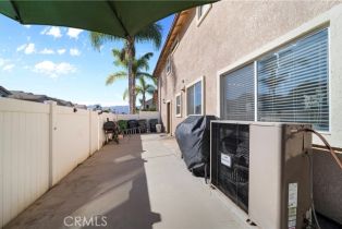 Single Family Residence, 901 Primrose lane, Corona, CA 92878 - 27