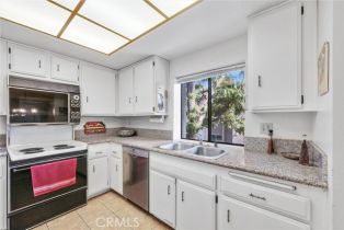 Condominium, 8788 Coral Springs ct, Huntington Beach, CA 92646 - 10